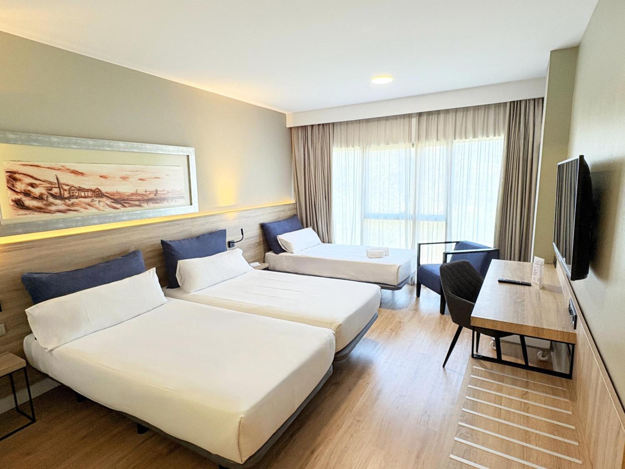 Eurohotel Barcelona Granvia Fira L'Hospitalet de Llobregat Ruang foto